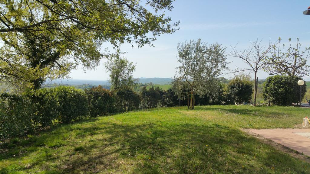 Agriturismo La Meria Semproniano Buitenkant foto