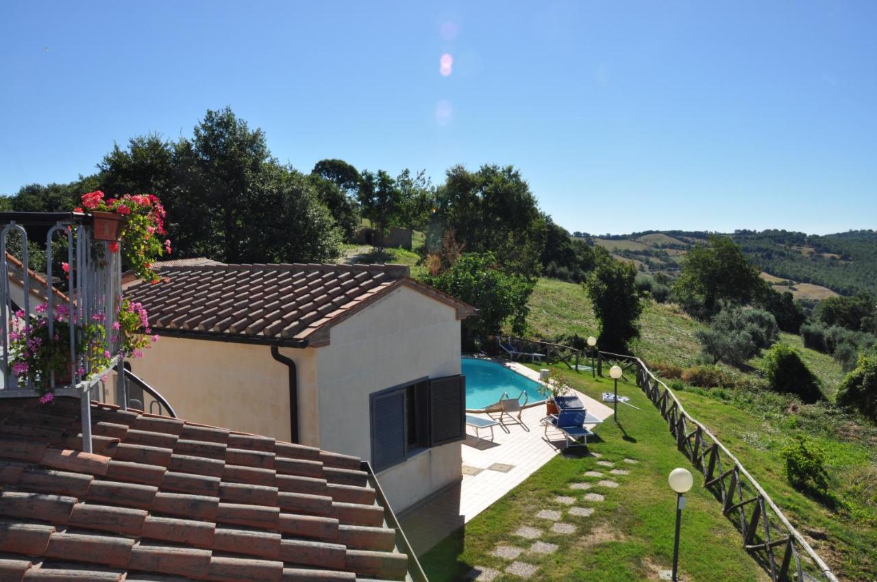 Agriturismo La Meria Semproniano Buitenkant foto
